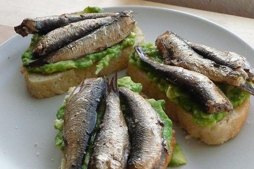 Capelin'den evde iştah açıcı sprats: her zevke uygun yemek tarifleri