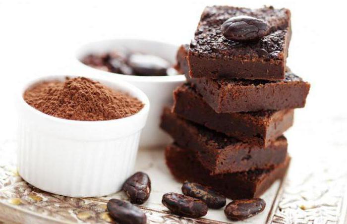 Kakaolu Brownie: lezzetli bir tatlı için bir reçete