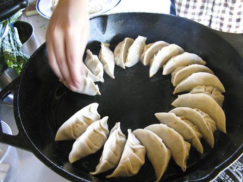 Manti pişirmek için ne kadar. Bir mülti içinde manta pişirmek için ne kadar. Mantel için reçete