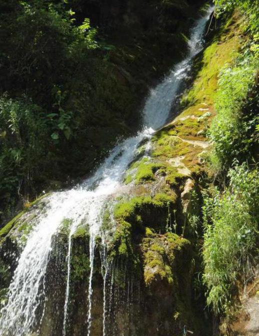 Abhazya. "Taş çuvalı" - Ypshar kanyonunda gorge