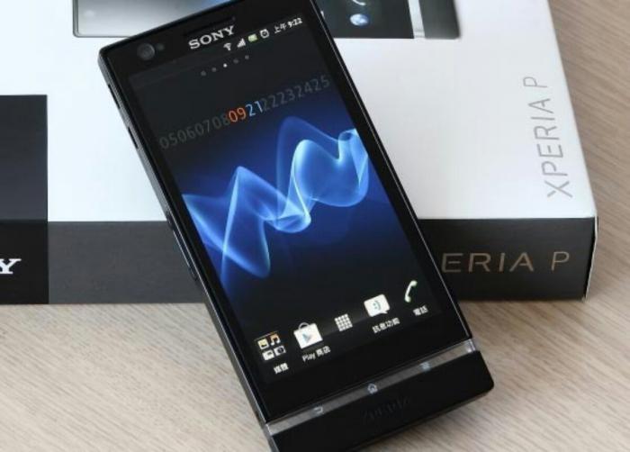 Sony Xperia P akıllı telefon: modele kısa bir bakış